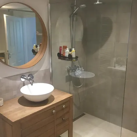Stunning New Senningerberg Apartament